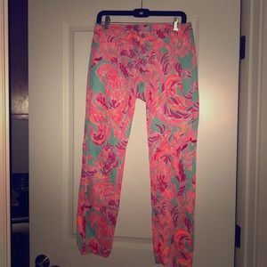Lilly Pulitzer Cropped Patterned pants